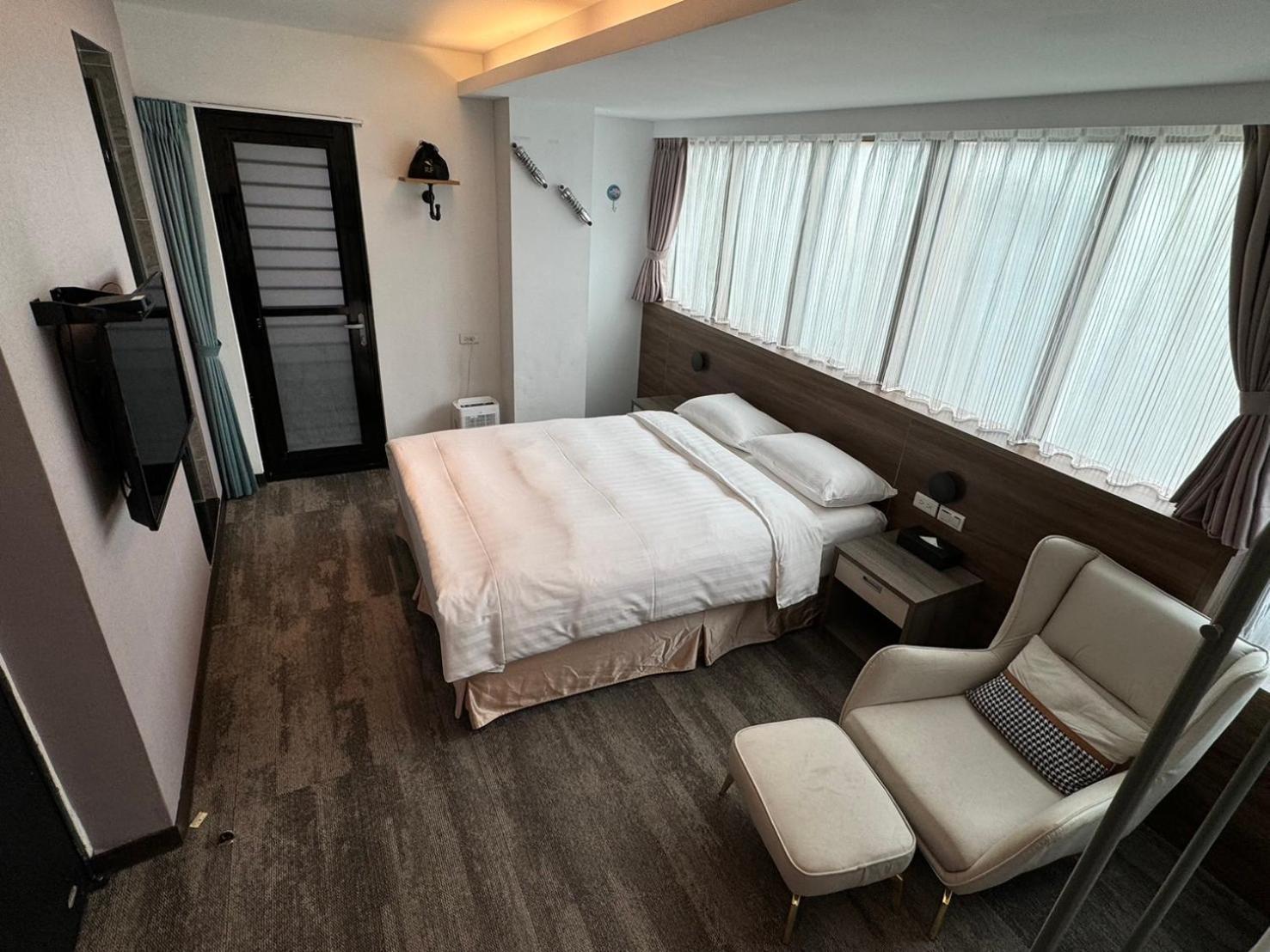 RF Hotel  Linsen Tajpej Buitenkant foto