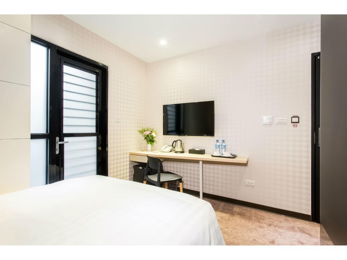RF Hotel  Linsen Tajpej Buitenkant foto